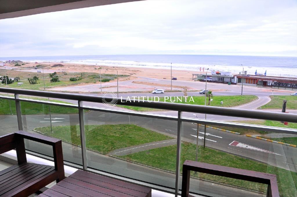 Apartamento en Imperiale, 3 suites más