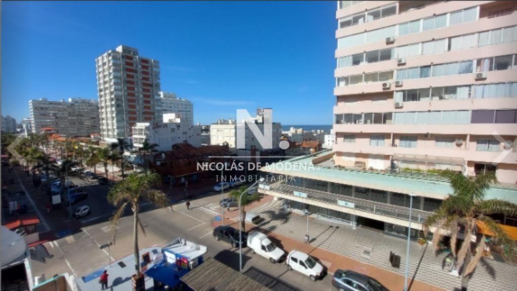 En venta departamento de 2 dormitorios en