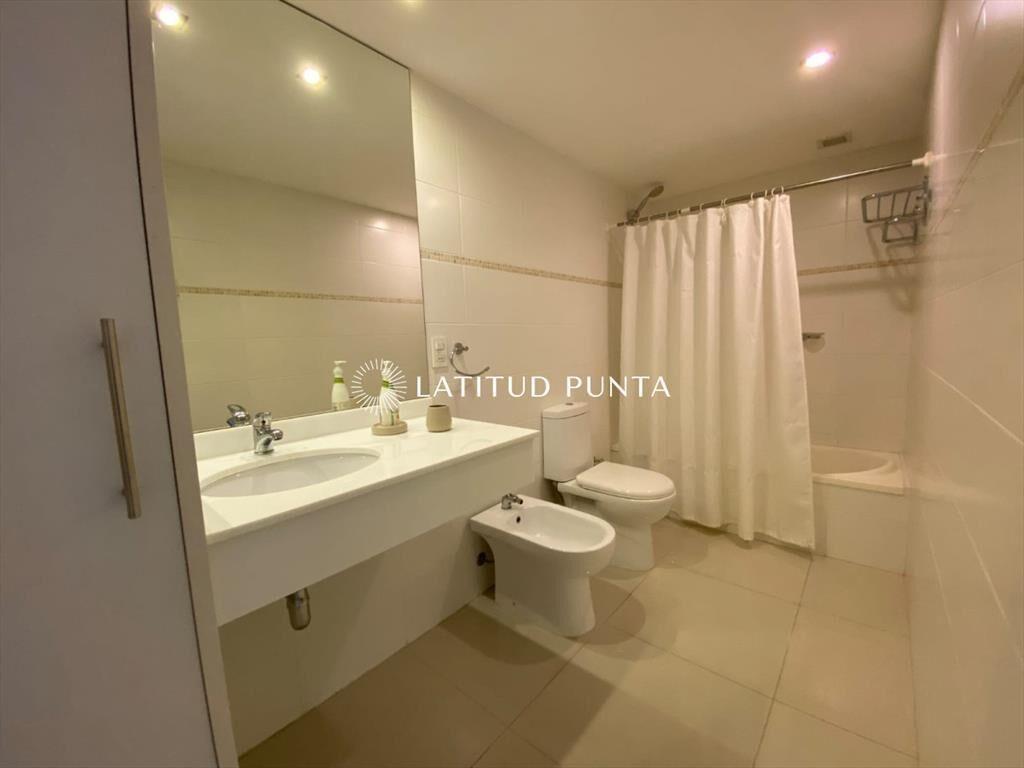 Apartamento con vista al mar