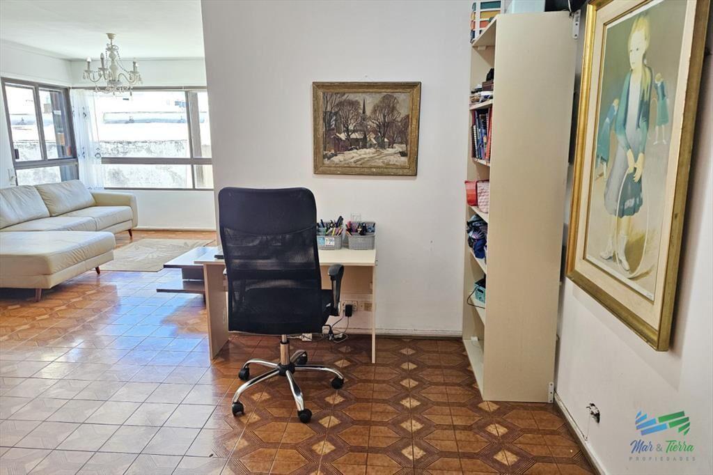 Venta de apartamento con 4 dormitorios 4 baños