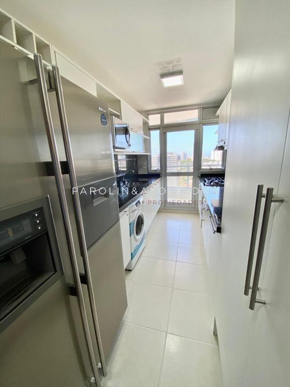 Apartamento en venta en Seasson Tower.