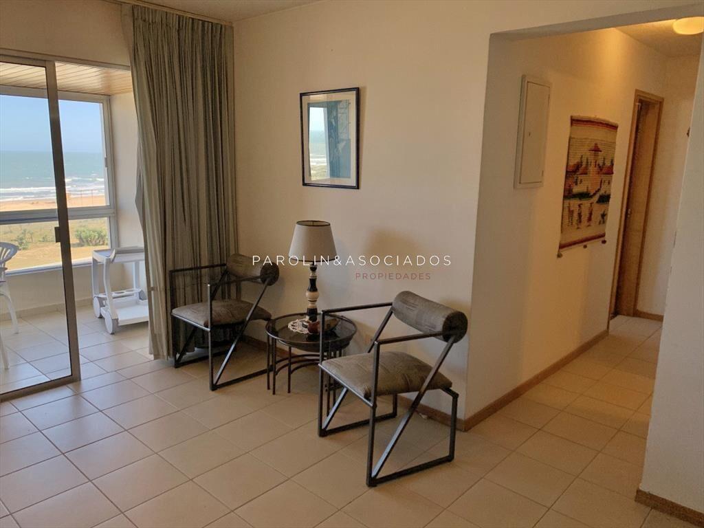 Apartamento en venta frente al mar en Alborada, Punta del E
