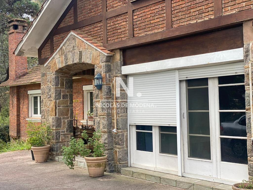 Casa en Punta del Este, Cantegril