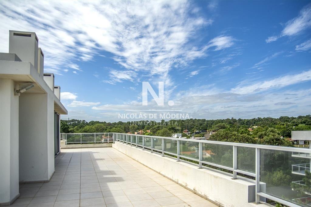 Espectacular Apartamento en Mansa frente al mar,