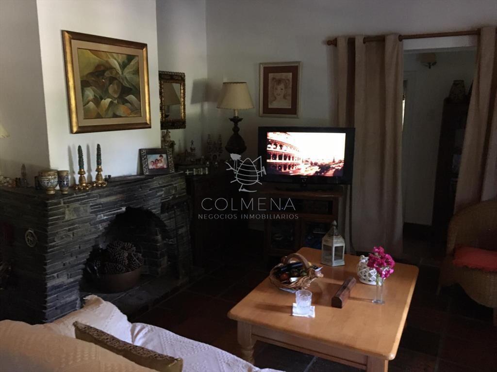 Muy linda casa con espectacular terreno de 6000