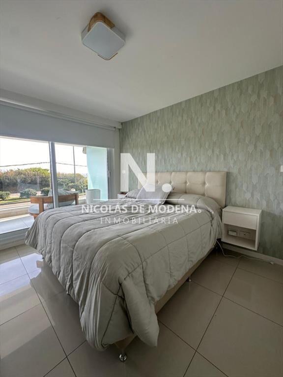 Vende apartamento de 2 dormitorios en Mansa, del