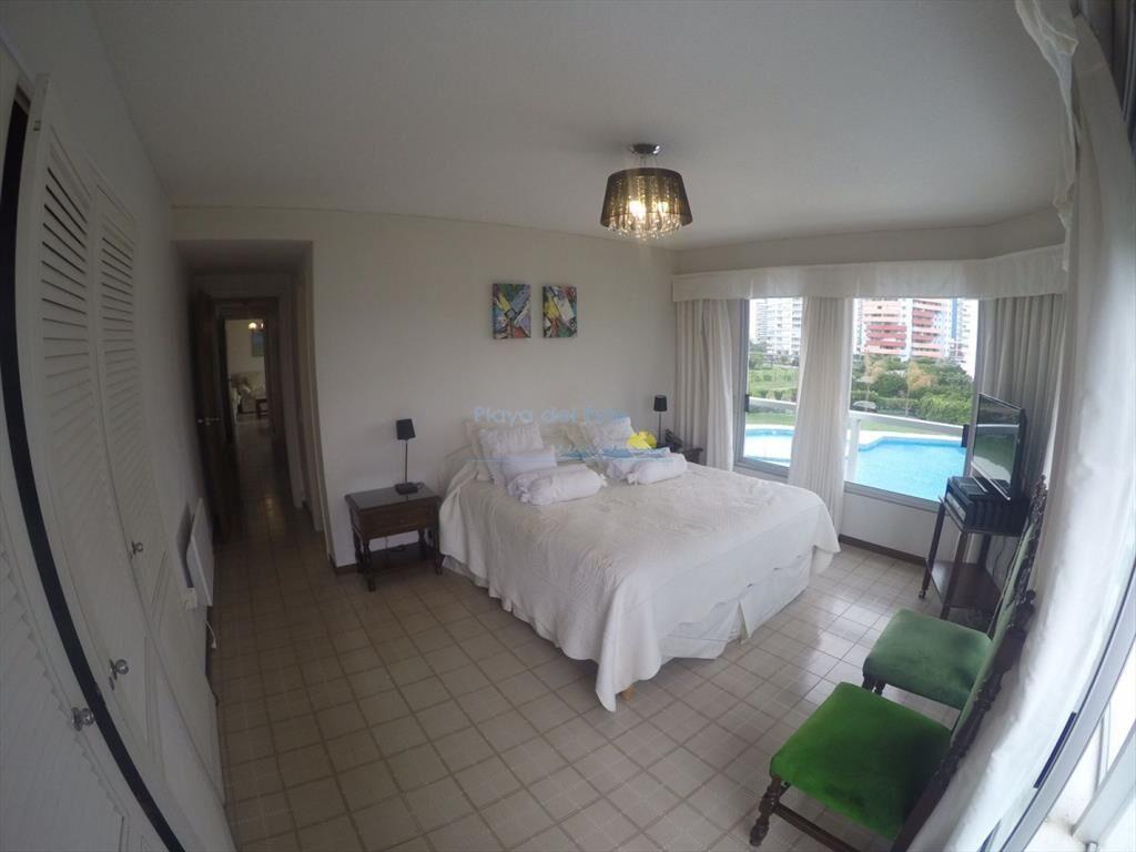 Apartamento en alquiler de 2 dormitorios en Punta