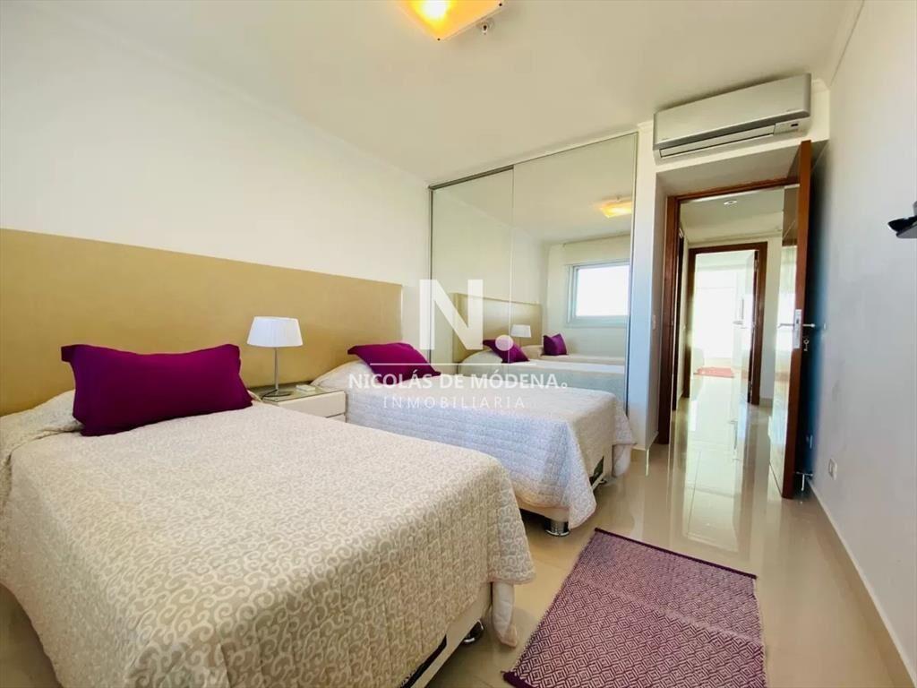 Apartamento en Venta de 2 dormitorios en Playa Mansa , Punt