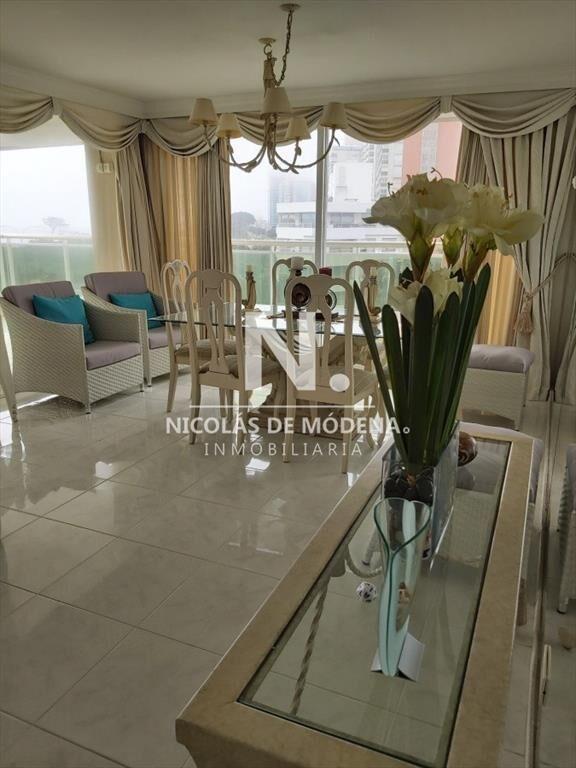 Hermoso Departamento en venta en Coral Tower.