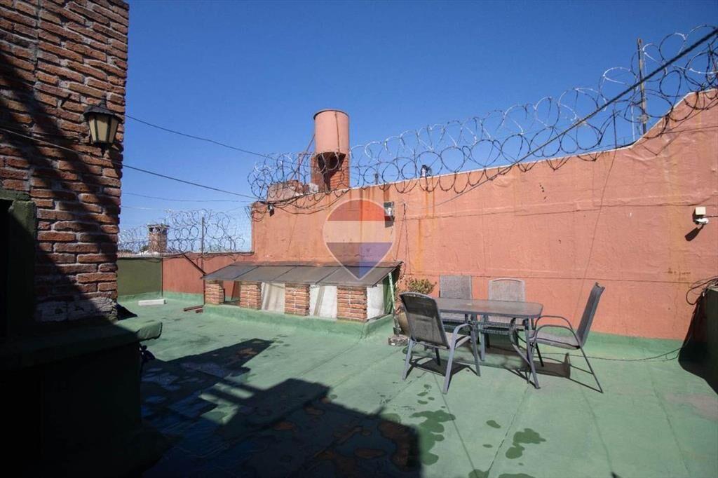 Venta casa - 2 Dormitorios - La Figurita