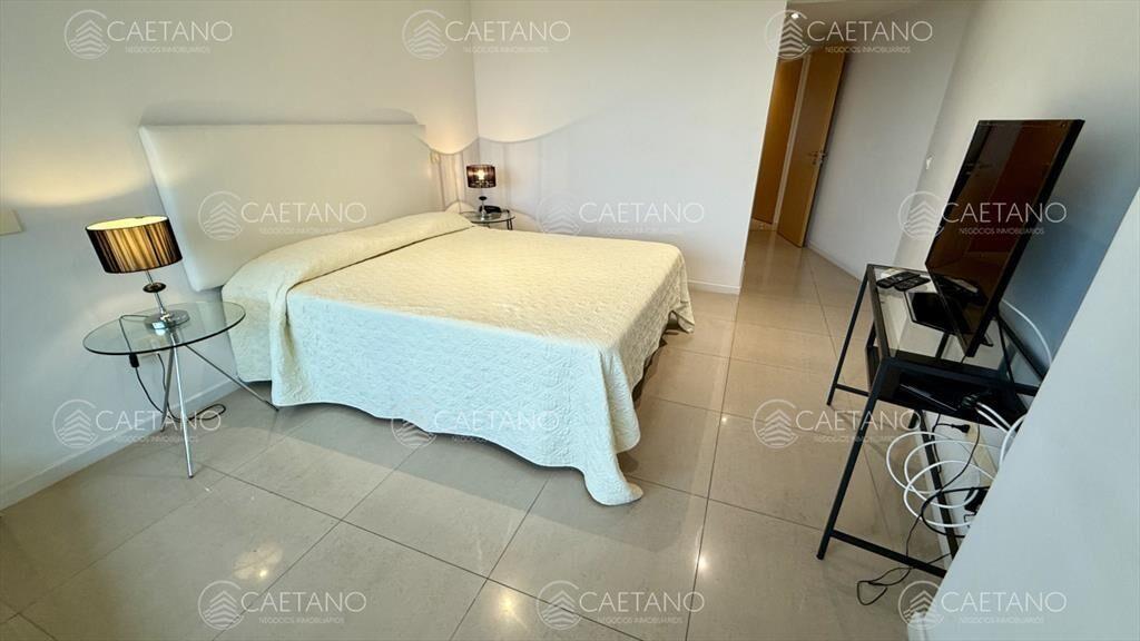 Apartamento 3 dormitorios, Playa Mansa punta del