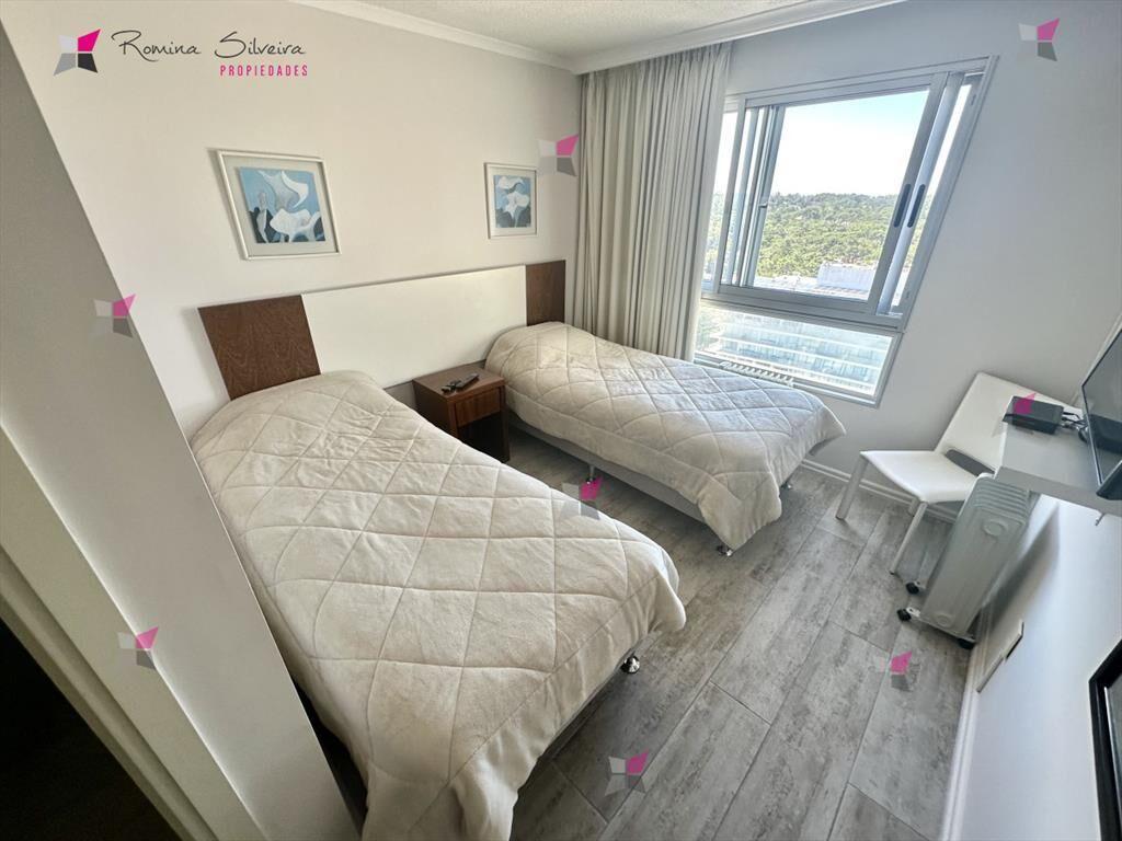 Pent House duplex en torre de categoria con
