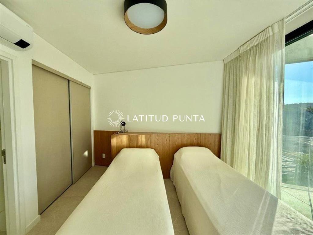 Apartamento 3 dormitorios en suite. Aldeana