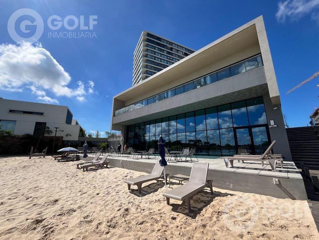 Venta de apartamento de 2 dormitorios en Carrasco Boating