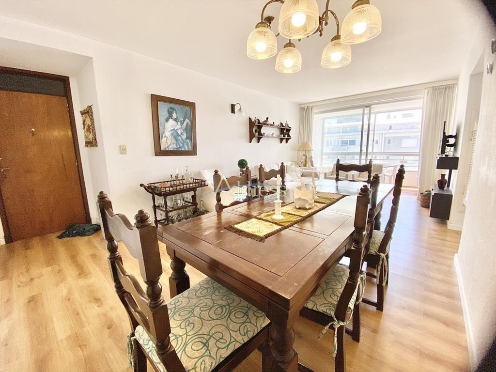 Apartamento en Peninsula, 2 dormitorios *