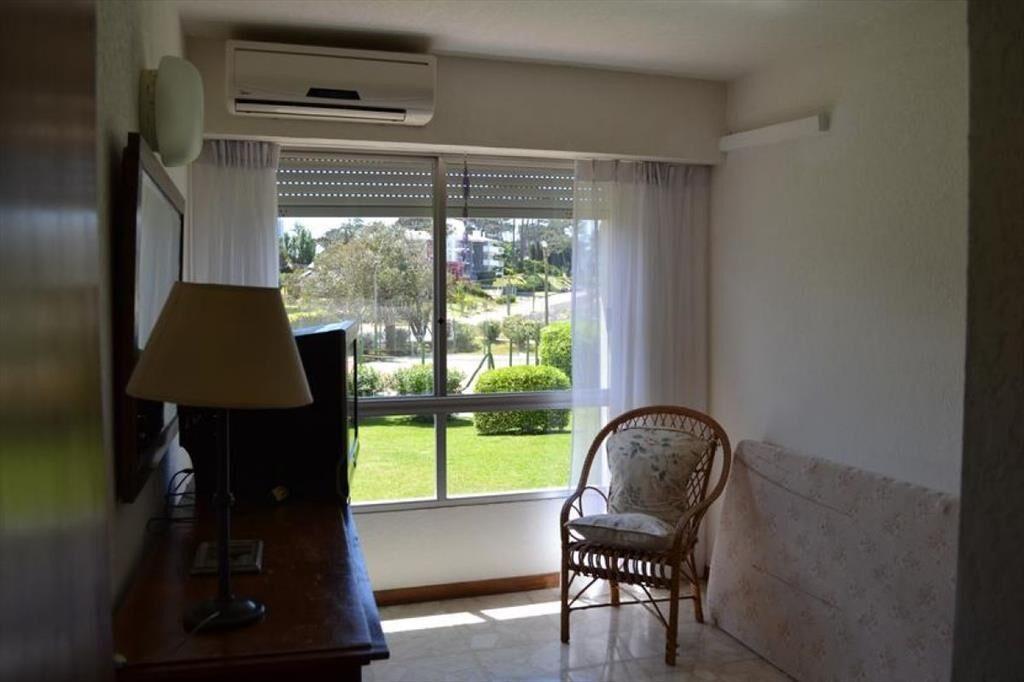 Apartamento en Venta y Aqluiler, Mansa, Punta del Este, 3 D