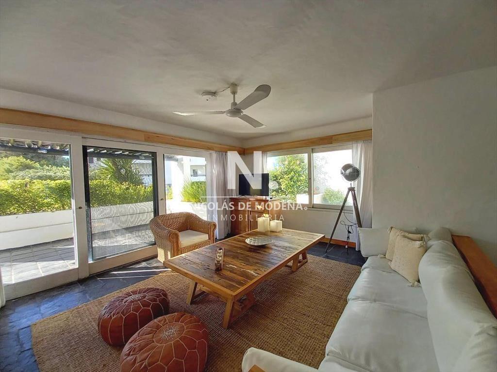 Vende apratamento 2 dormitorios con vista al mar