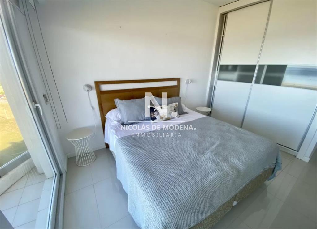 Apartamento  de 2 dormitorios en Mansa - Punta