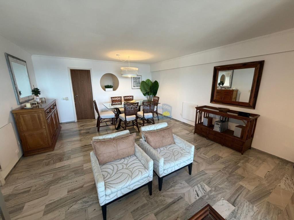 Apartamento de 3 dormitorios en alquiler temporal