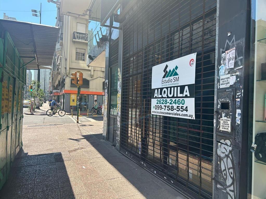 ALQUILER MEJOR CUADRA DE 18 DE JULIO. ESQUINA YI