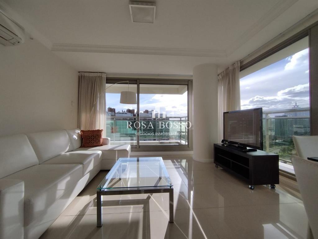 Apartamento en venta en playa brava de Punta del