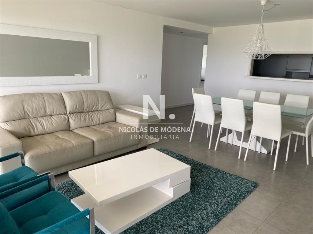 Apartamento de 2 dormitorios en Brava - Punta del