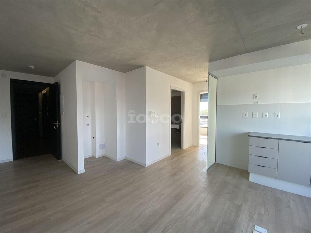 Apartamento en Venta de 3 Dormitorios y 2 baños en la Aguad