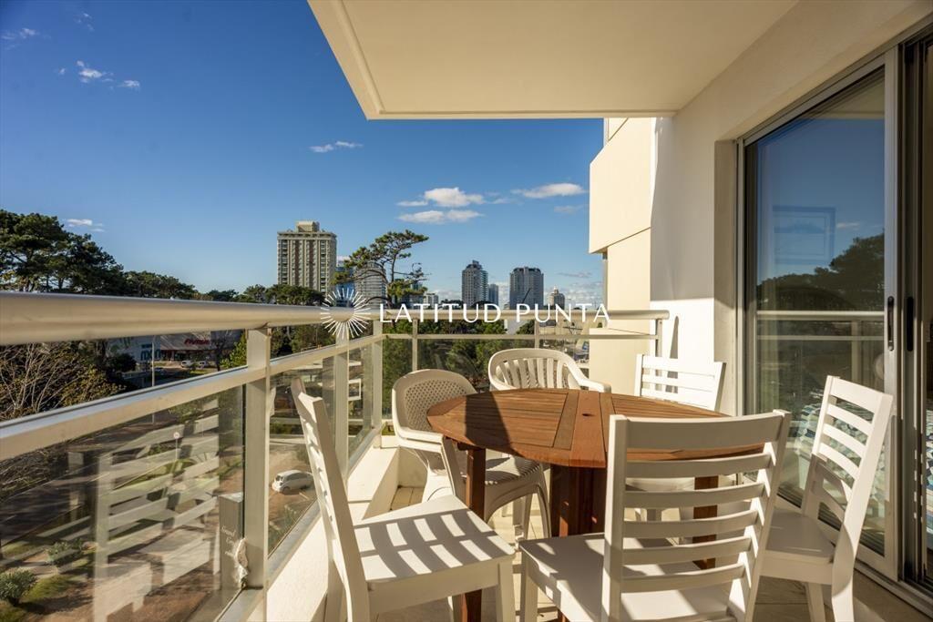 Apartamento 3 dormitorios, Roosevelt. Punta del