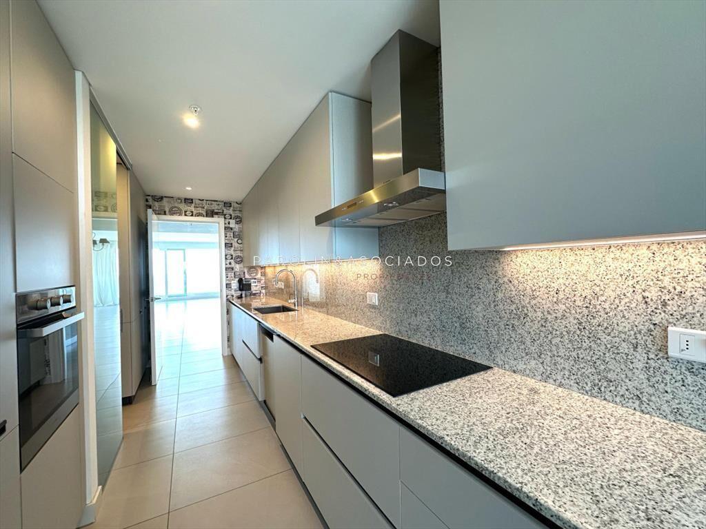 Apartamento en venta de 3 dormitorios en Le Parc
