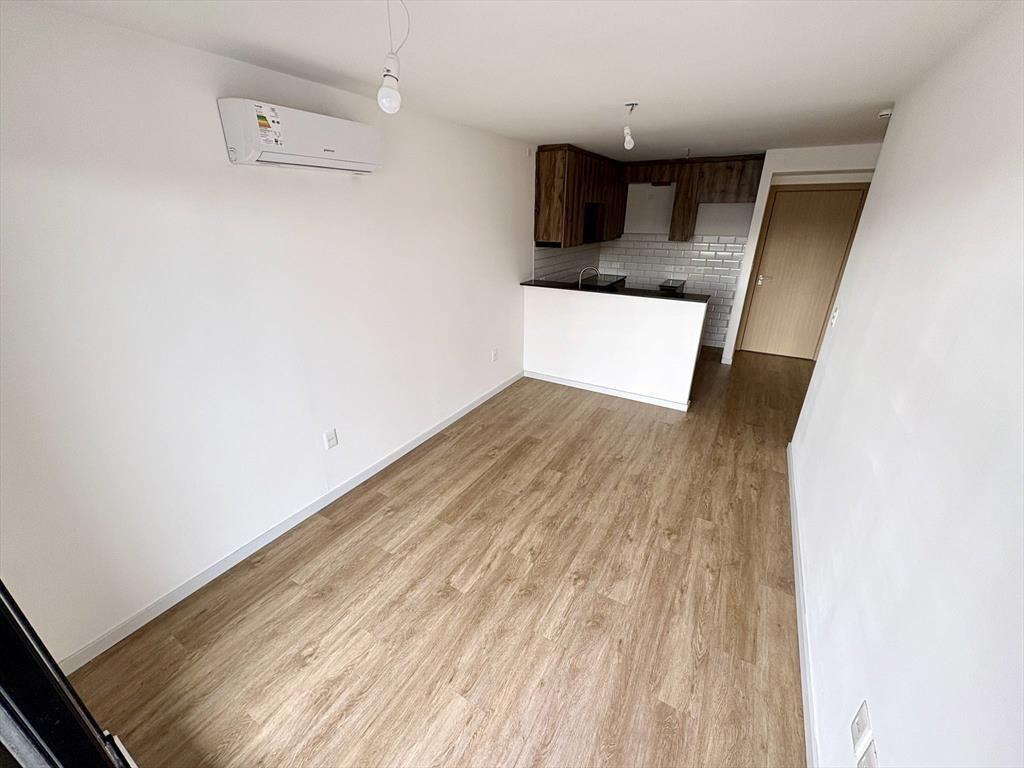 Venta de Apartamento con 1 dormitorio, terraza y garage en C
