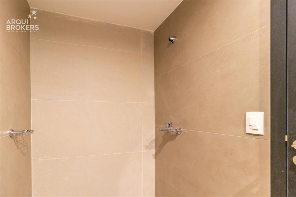Apartamento penthouse de un dormitorio en venta en Parque B