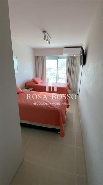 Apartamento en alquiler temporario Playa Mansa 2