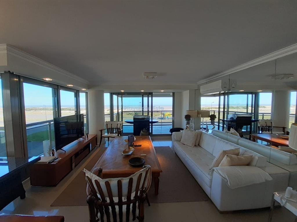 Apartamento en venta de 3 dormitorios en Torre ,