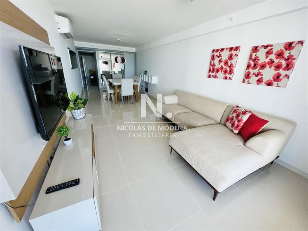 Alquiler temporario de Apartamento de 2 Dormitorios con Par