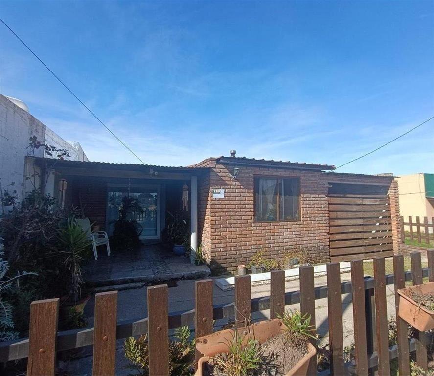 Casa de 3 dormitorios con terreno