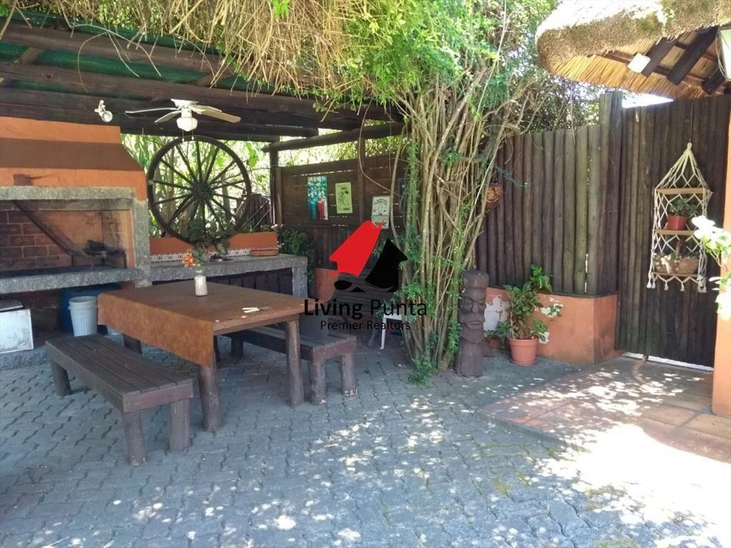 Casa en Bo. Cordoba, 4 dormitorios