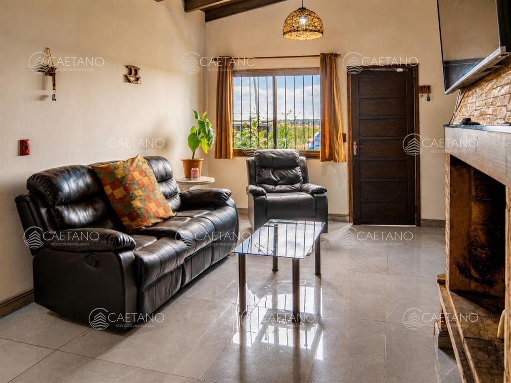 En venta casa de 4 dormitorios en Barrio 4 H en Maldonado,