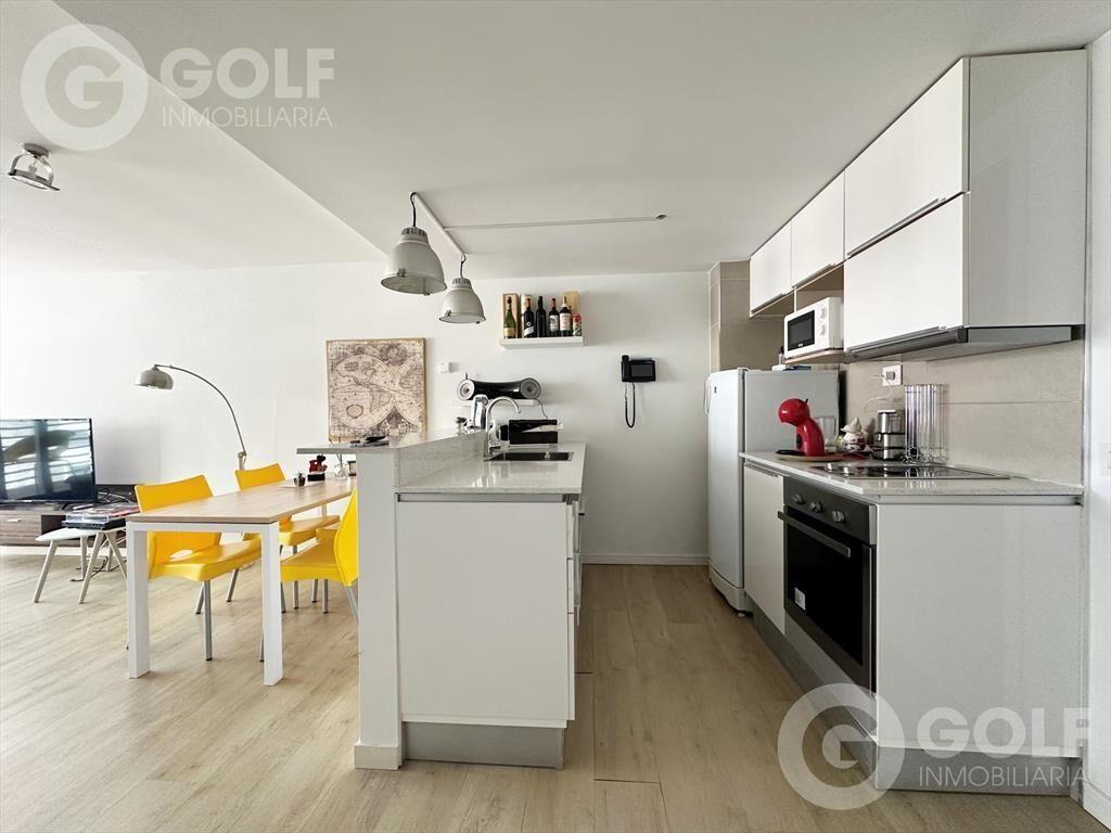 Venta de apartamento de 1 dormitorio con cochera en Punta