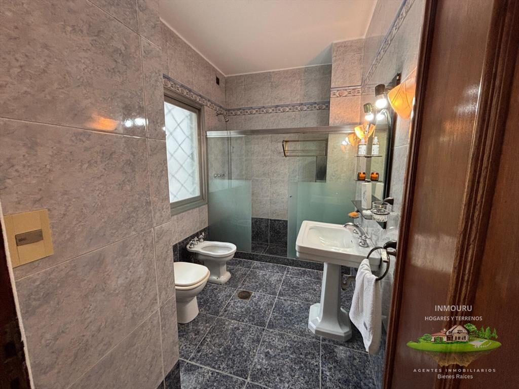 Casa sumamente amplia en alquiler
