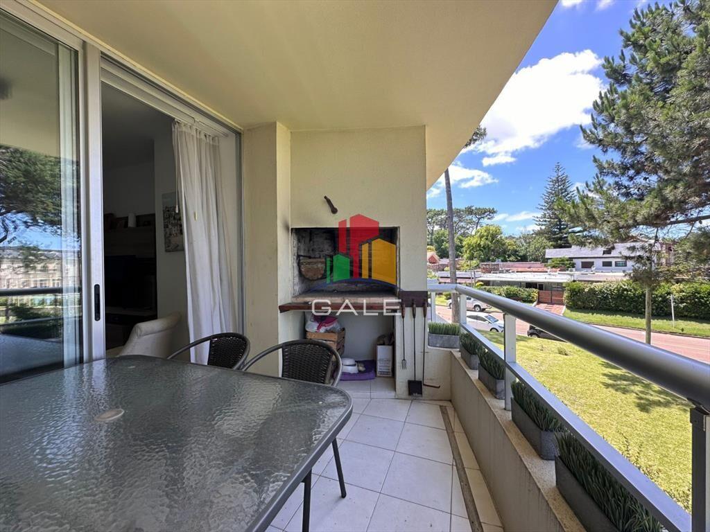 En alquiler apartamento de 2 dormitorios con Parrillero pro