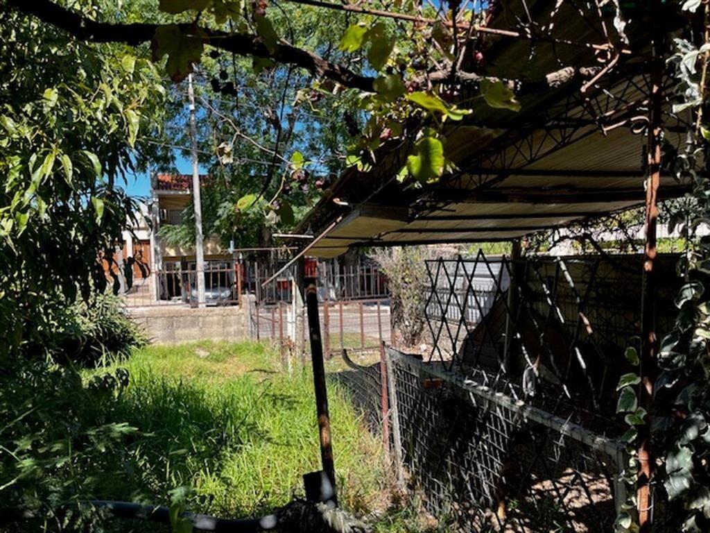 Venta terreno con mejoras en Aires Puros