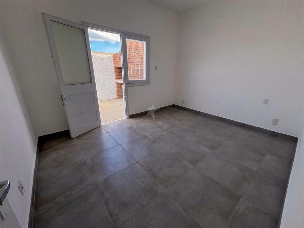 VENTA CASA PARQUE RIVERA -1 DORM - PATIO - PARRILLERO - COC