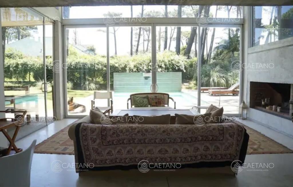 Alquiler casa en Punta del Este - 4 dormitorios