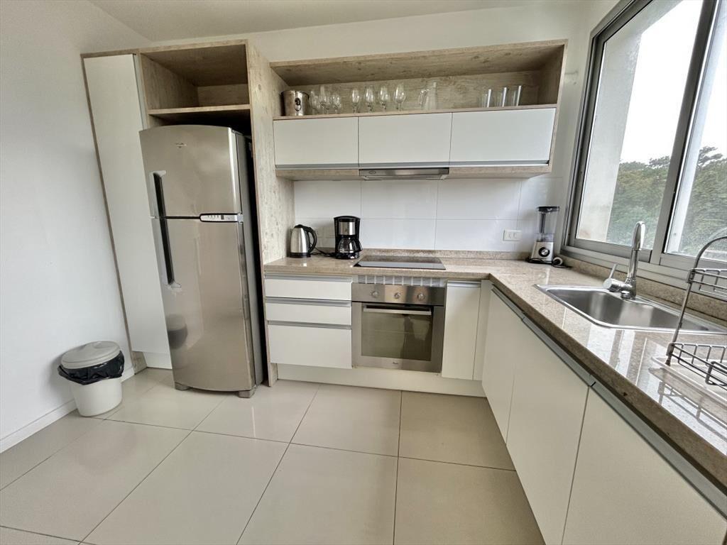 VENTA APARTAMENTO DE 2 DORMITORIOS MAS EDIFICIO