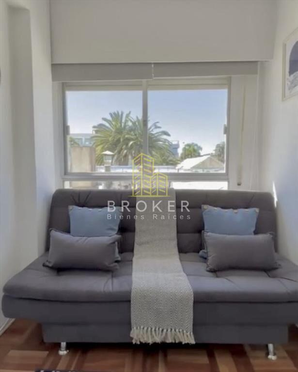Venta apartamento 1 dormitorio y medio punta del