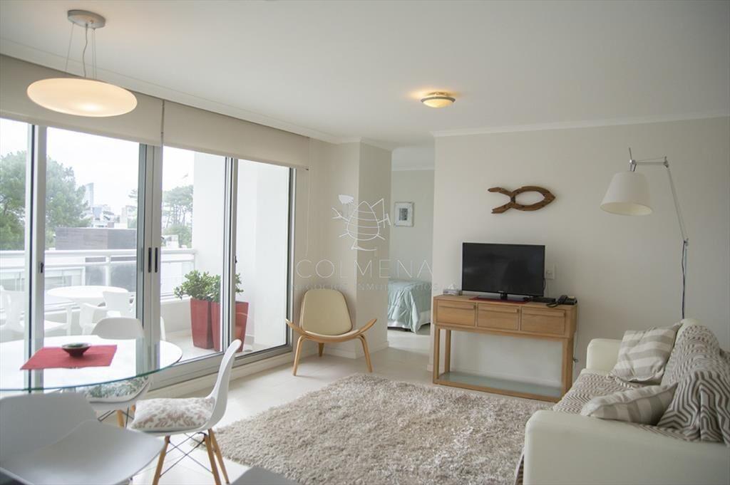 Apto de 1 dor y medio en complejo con amenities.