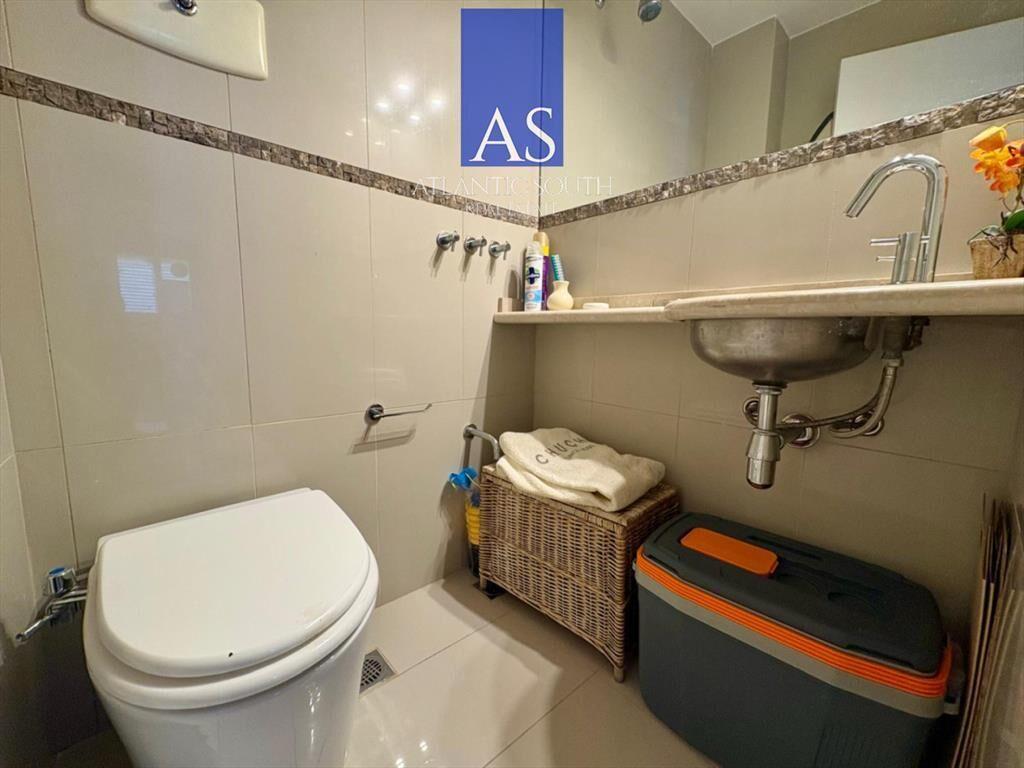 Apartamento reciclado de 3 dormitorios con propio