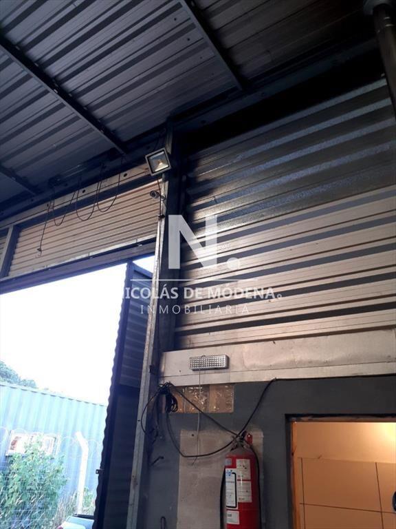 Excelente galpón y local comercial