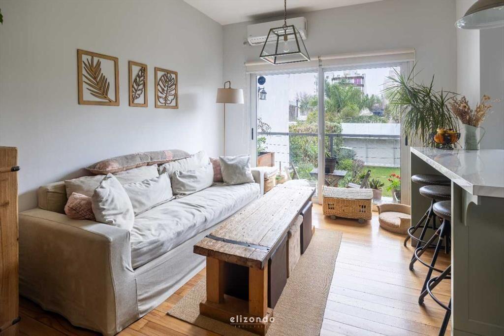 VENTA CASA POCITOS 4 DORM CON JARDIN BARBACOA GGE