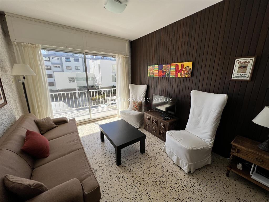 Apartamento en venta de 2 dormitorios en Península, Punta